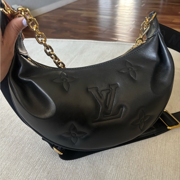 Louis Vuitton over the moon - Picture 2 of 11